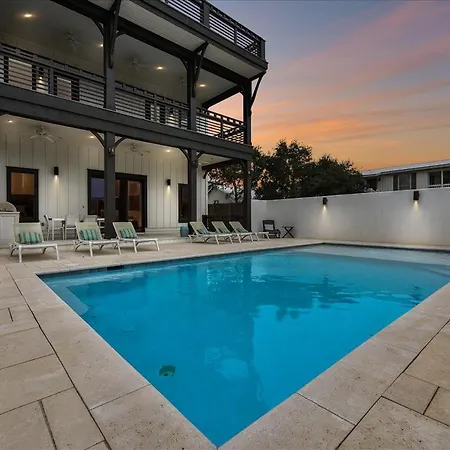 Four Blue Palms By 30A Escapes Villa